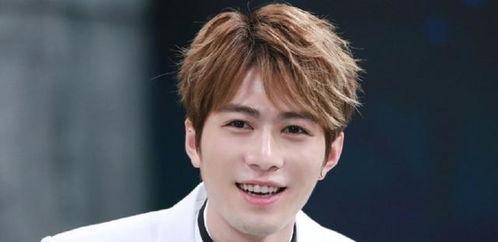 娱乐圈吃瓜男明星都有谁,盘点那些热衷于吃瓜的男明星 第2张 娱乐圈吃瓜男明星都有谁,盘点那些热衷于吃瓜的男明星 第2张